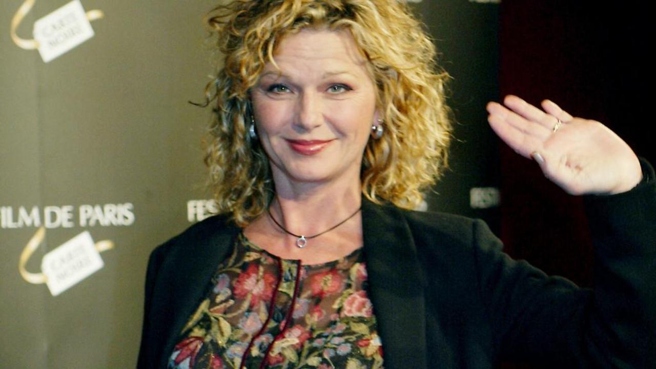 Enfant Affaire Richard Berry : Jeane Manson répond aux accusations de Coline Berry | Village Global